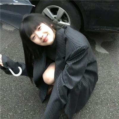 三小一家人